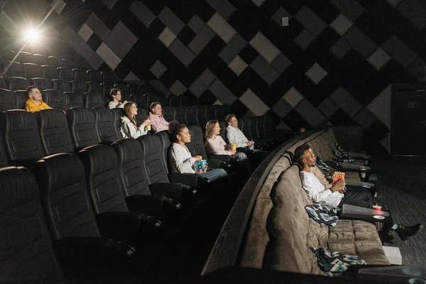 Découverte captivante de l'art fascinant des spectacles de rue